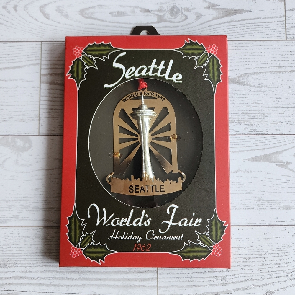 Seattle Space Needle World's Fair 1962 50th Anniversary Ornament NWT